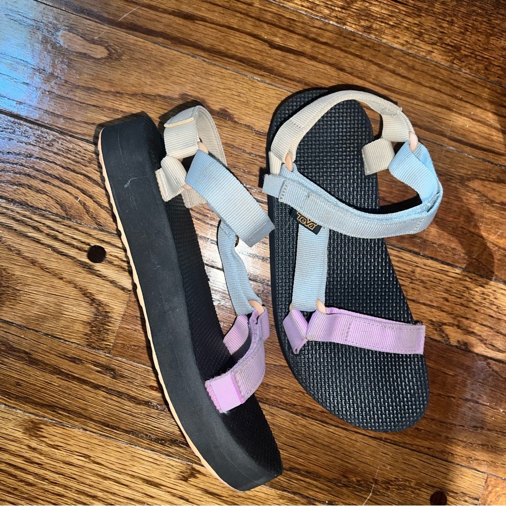 Teva platform Sandals